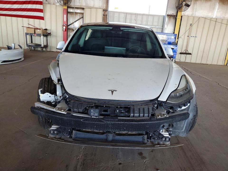 62822886 :رقم المزاد ، 5YJ3E1EB6KF510520 vin ، 2019 Tesla Model 3 مزاد بيع