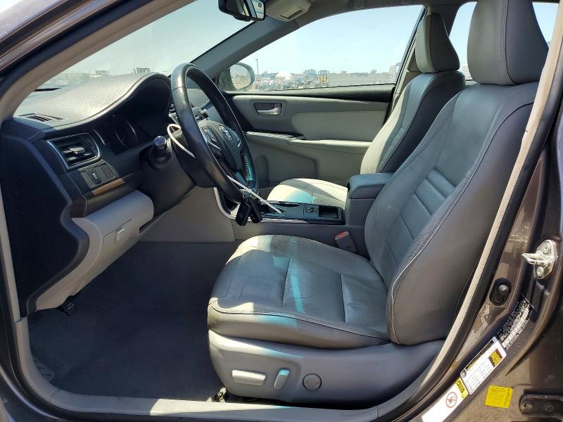 61544756 :رقم المزاد ، 4T1BF1FK3HU650866 vin ، 2017 Toyota Camry مزاد بيع
