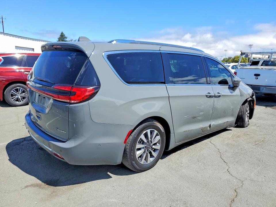 2021 Chrysler Pacifica მანქანა იყიდება აუქციონზე, vin: 2C4RC1L79MR581104, აუქციონის ნომერი: 61631096