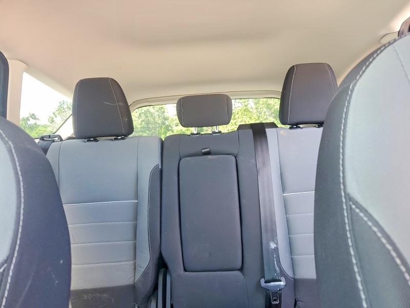 2015 Ford Escape მანქანა იყიდება აუქციონზე, vin: 1FMCU0G71FUC77015, აუქციონის ნომერი: 59898686