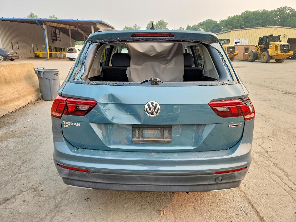 Продажа на аукционе авто 2019 Volkswagen Tiguan, vin: 3VV2B7AX6KM136092, номер лота: 61585956