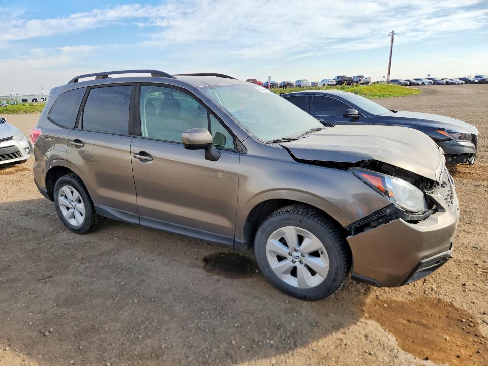 62646946 :رقم المزاد ، JF2SJEDC9HH574361 vin ، 2017 Subaru Forester مزاد بيع
