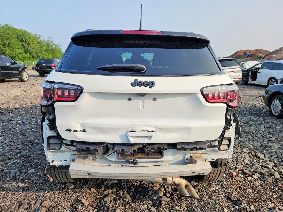 Продаж на аукціоні авто 2022 Jeep Compass, vin: 3C4NJDBB2NT194436, номер лоту: 61684066