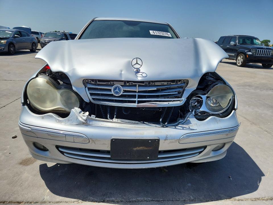 2007 Mercedes-benz C მანქანა იყიდება აუქციონზე, vin: WDBRF92H37F885443, აუქციონის ნომერი: 61723276