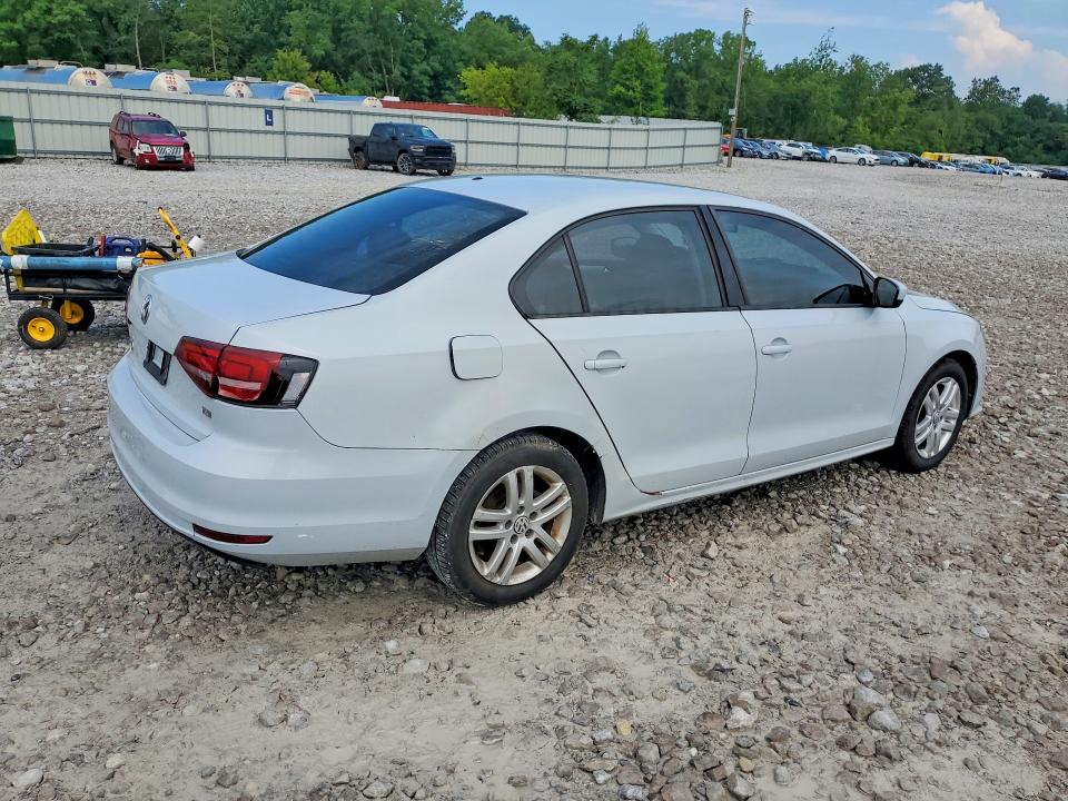 Продаж на аукціоні авто 2018 Volkswagen Jetta, vin: 3VW2B7AJ3JM215242, номер лоту: 60797216
