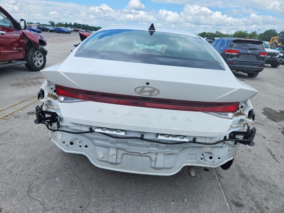 60847986 :رقم المزاد ، KMHLM4DGXRU647880 vin ، 2024 Hyundai Elantra مزاد بيع