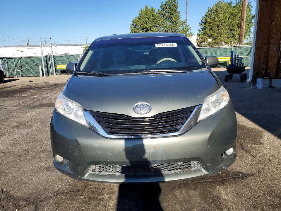 Aukcja sprzedaży 2014 Toyota Sienna, vin: 5TDJK3DC9ES089219, numer aukcji: 60715056
