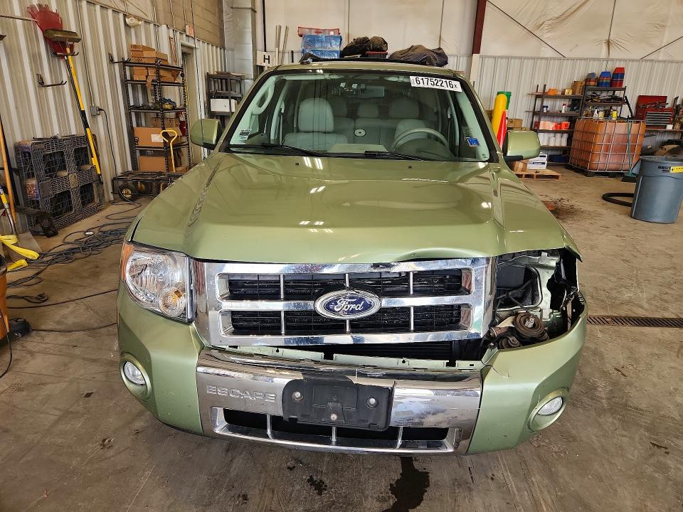 2010 Ford Escape მანქანა იყიდება აუქციონზე, vin: 1FMCU5K34AKB21797, აუქციონის ნომერი: 61752216