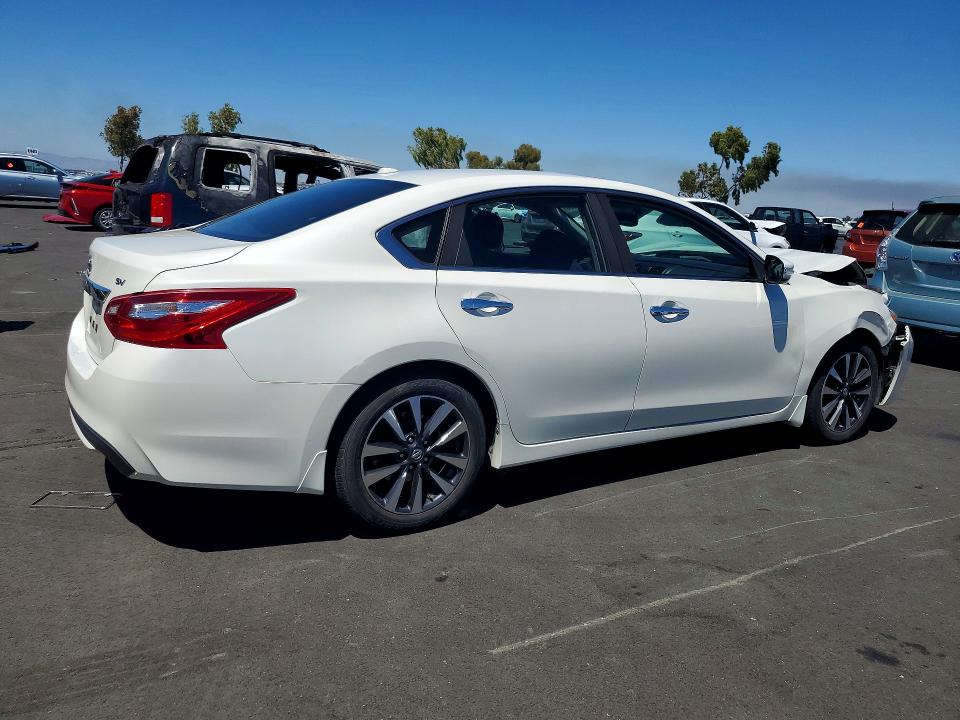Продажа на аукционе авто 2016 Nissan Altima, vin: 1N4AL3AP7GC133300, номер лота: 61447116