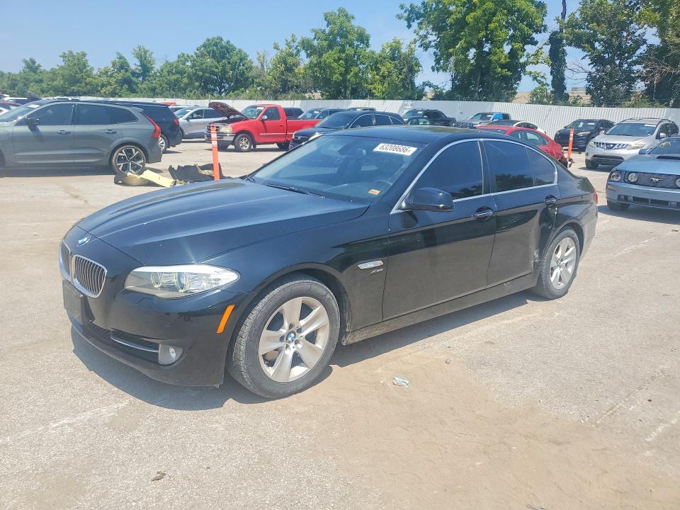 63208686 :رقم المزاد ، WBAXH5C57CDW09608 vin ، 2012 Bmw 528 مزاد بيع