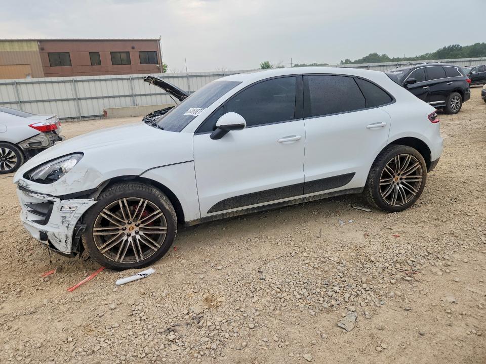 Auction sale of the 2016 Porsche Macan, vin: WP1AB2A50GLB40643, lot number: 62888876