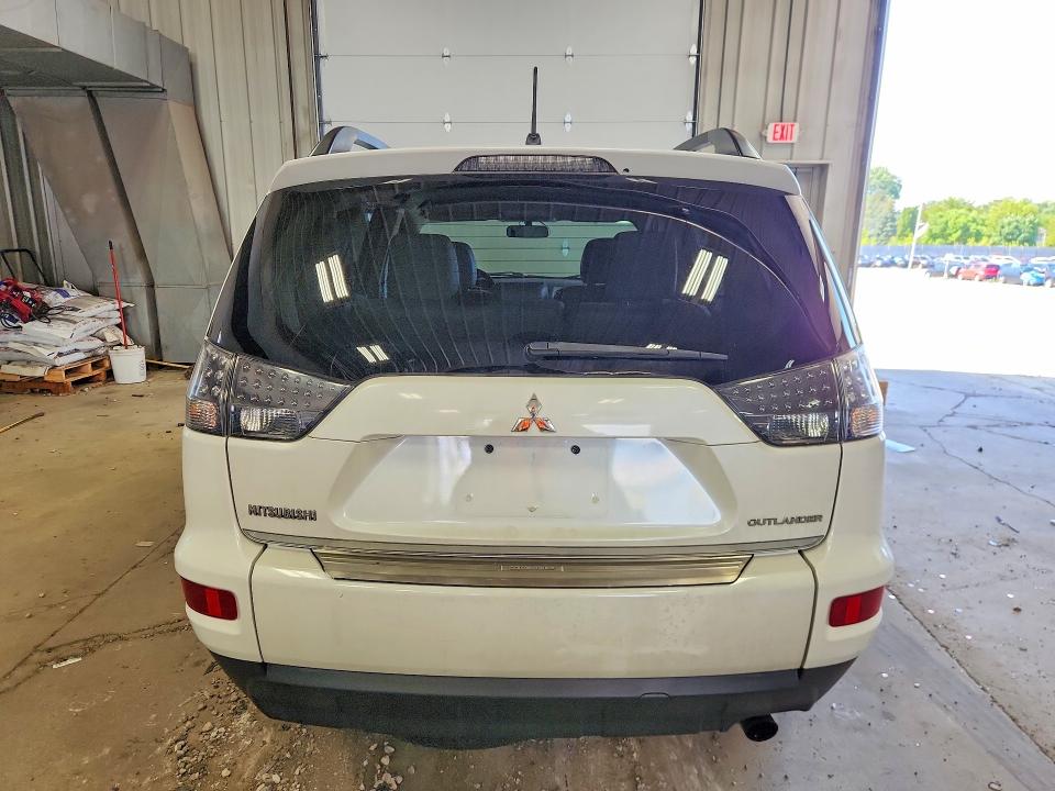2012 Mitsubishi Outlander მანქანა იყიდება აუქციონზე, vin: JA4AS3AW5CU008055, აუქციონის ნომერი: 59644226