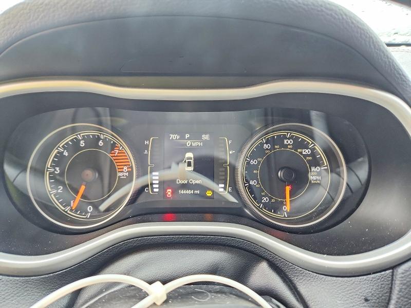 62476696 :رقم المزاد ، 1C4PJLLXXJD580700 vin ، 2018 Jeep Cherokee مزاد بيع