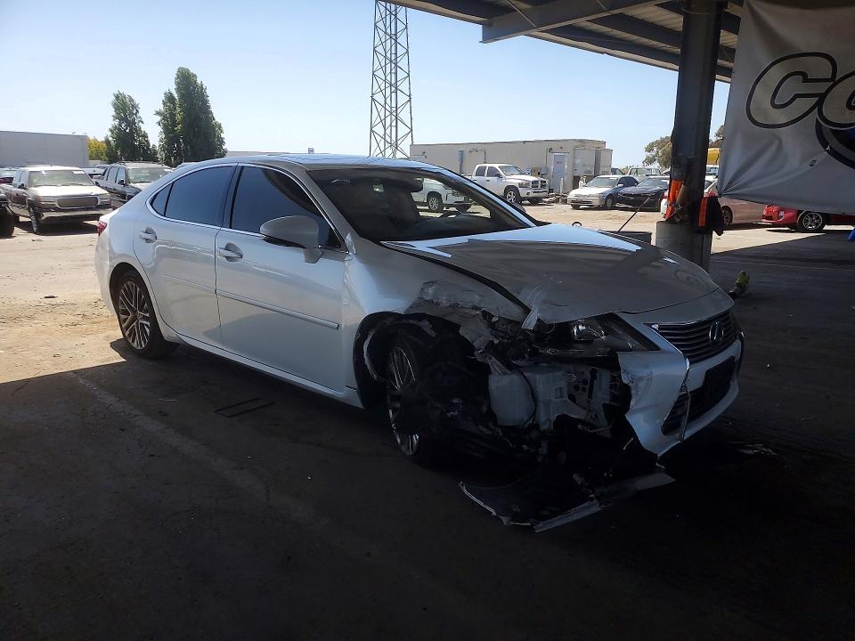 2013 Lexus Es მანქანა იყიდება აუქციონზე, vin: JTHBK1GG6D2064581, აუქციონის ნომერი: 59380616