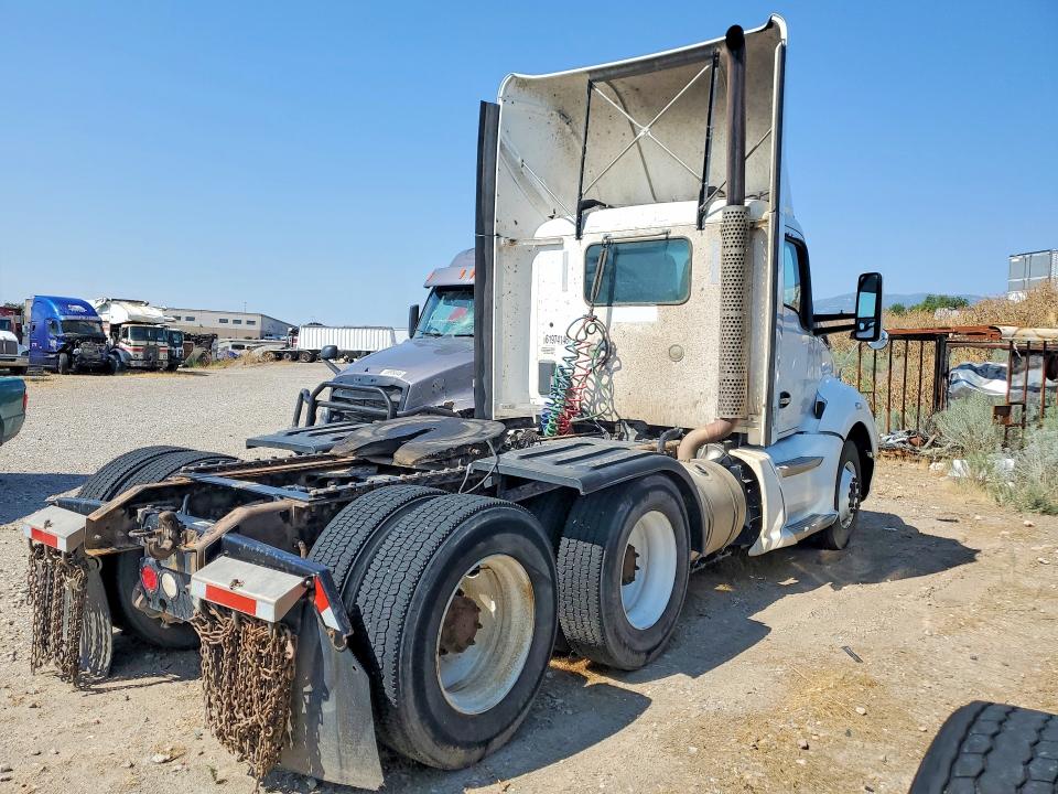 Продажа на аукционе авто 2014 Kenworth T680, vin: 1XKYD49X2EJ412845, номер лота: 61974146