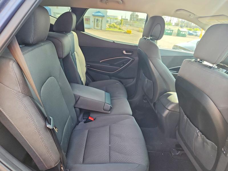 61025736 :رقم المزاد ، 5XYZUDLB3HG477902 vin ، 2017 Hyundai Santa Fe Sport مزاد بيع