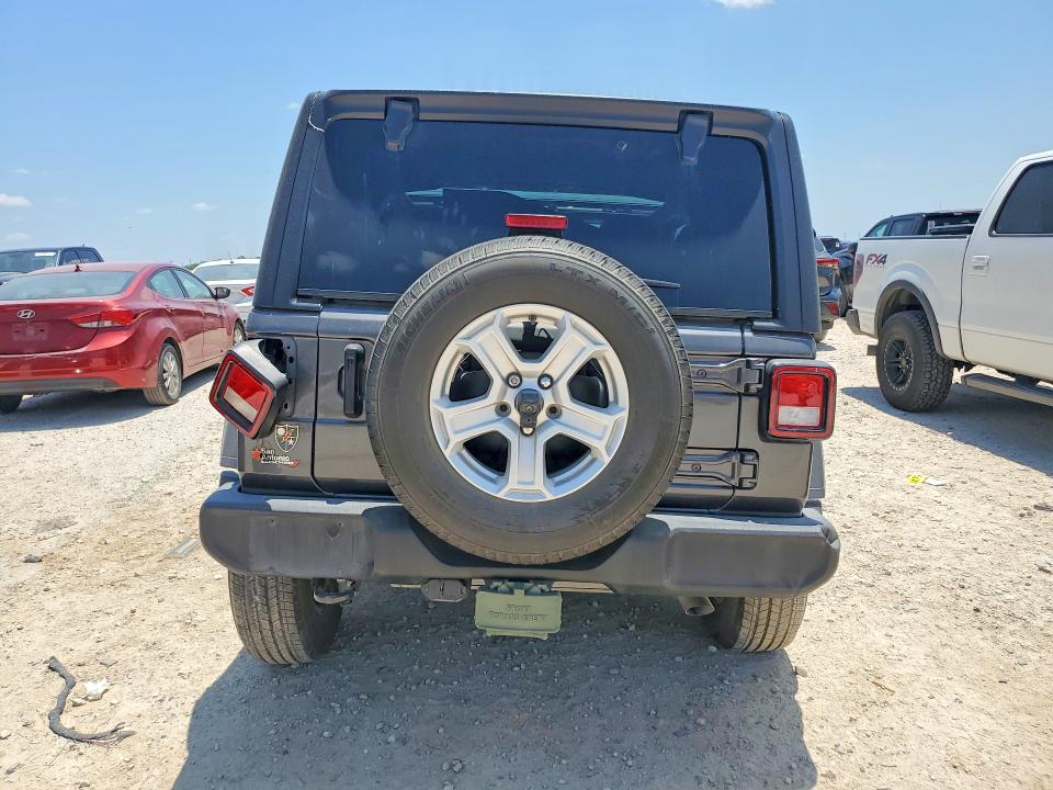 62408996 :رقم المزاد ، 1C4HJXAG5NW242114 vin ، 2022 Jeep Wrangler مزاد بيع