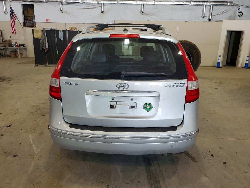 60801976 :رقم المزاد ، KMHDC8AE6BU096547 vin ، 2011 Hyundai Elantra Touring مزاد بيع