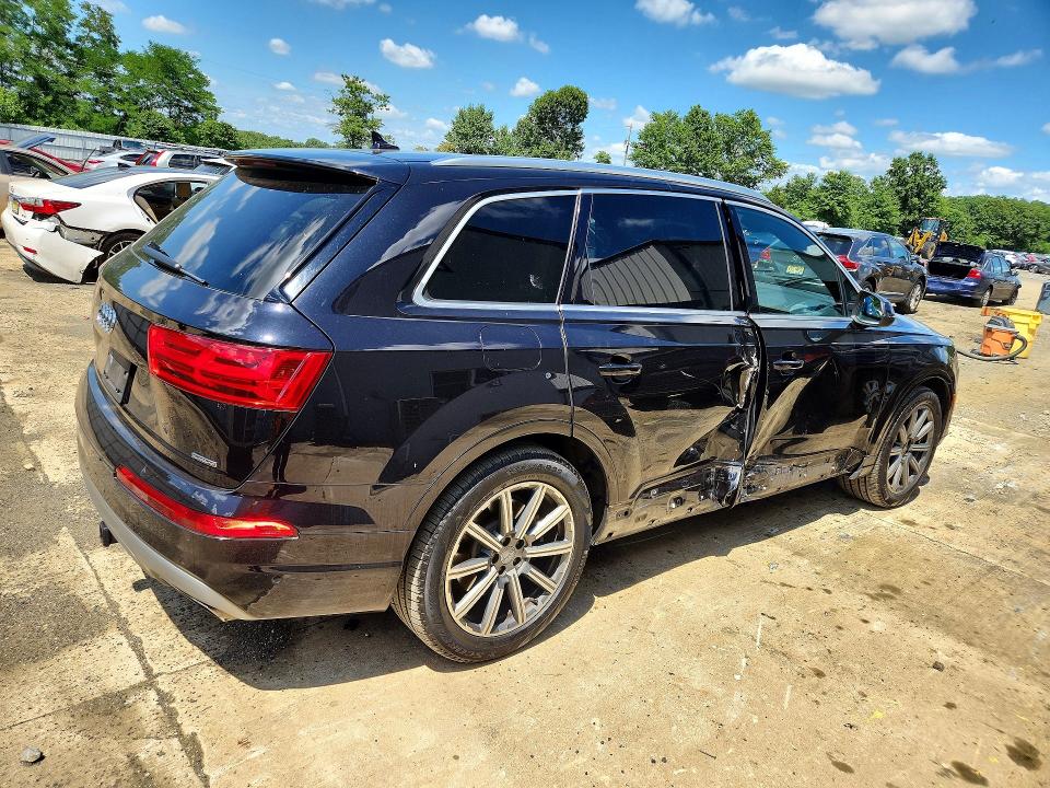 60319626 :رقم المزاد ، WA1LAAF72KD046682 vin ، 2019 Audi Q7 مزاد بيع