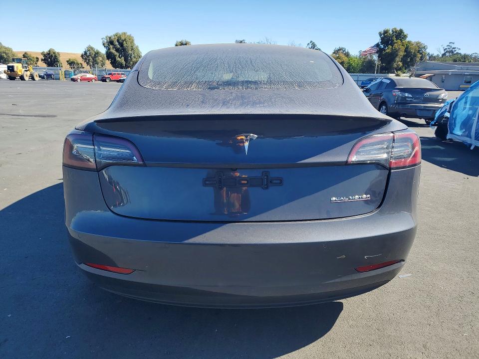62716326 :رقم المزاد ، 5YJ3E1EC8MF093669 vin ، 2021 Tesla Model 3 مزاد بيع