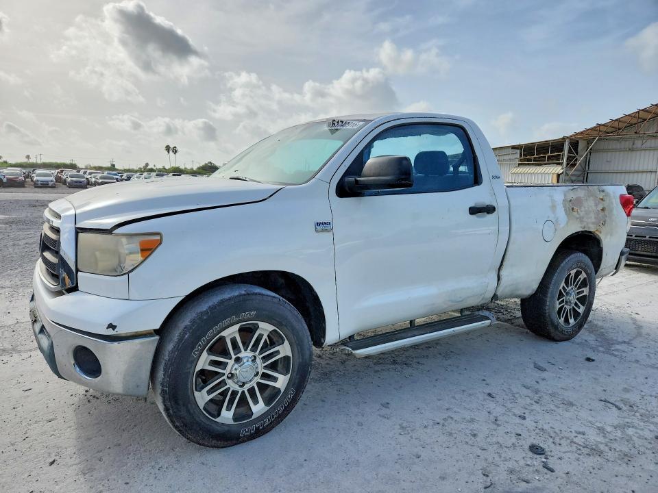 Продажа на аукционе авто 2010 Toyota Tundra, vin: 5TFJM5F12AX001035, номер лота: 61740916