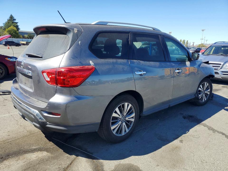 Продажа на аукционе авто 2018 Nissan Pathfinder, vin: 5N1DR2MN2JC620417, номер лота: 60896966