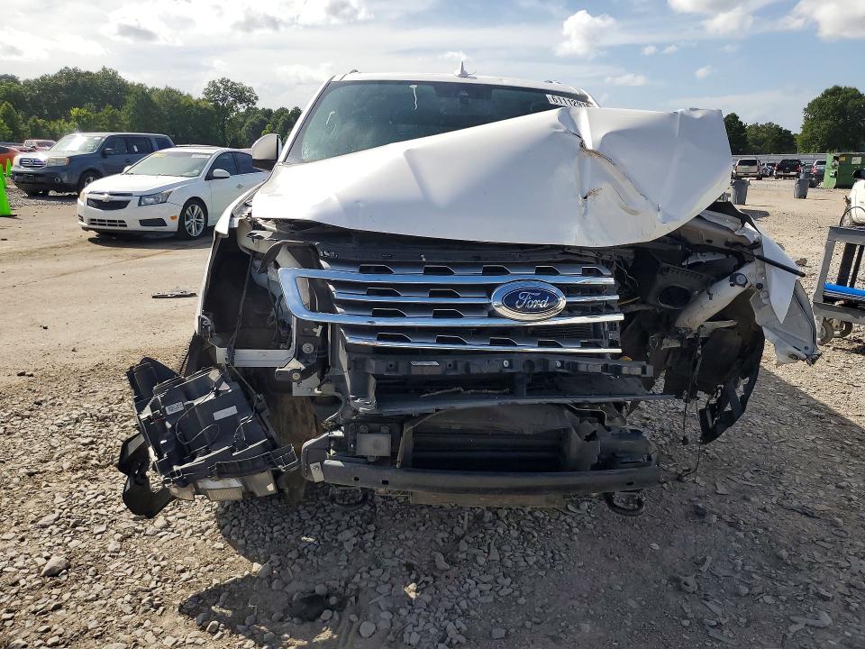 Продажа на аукционе авто 2019 Ford Expedition, vin: 1FMJK2AT2KEA09769, номер лота: 61112916