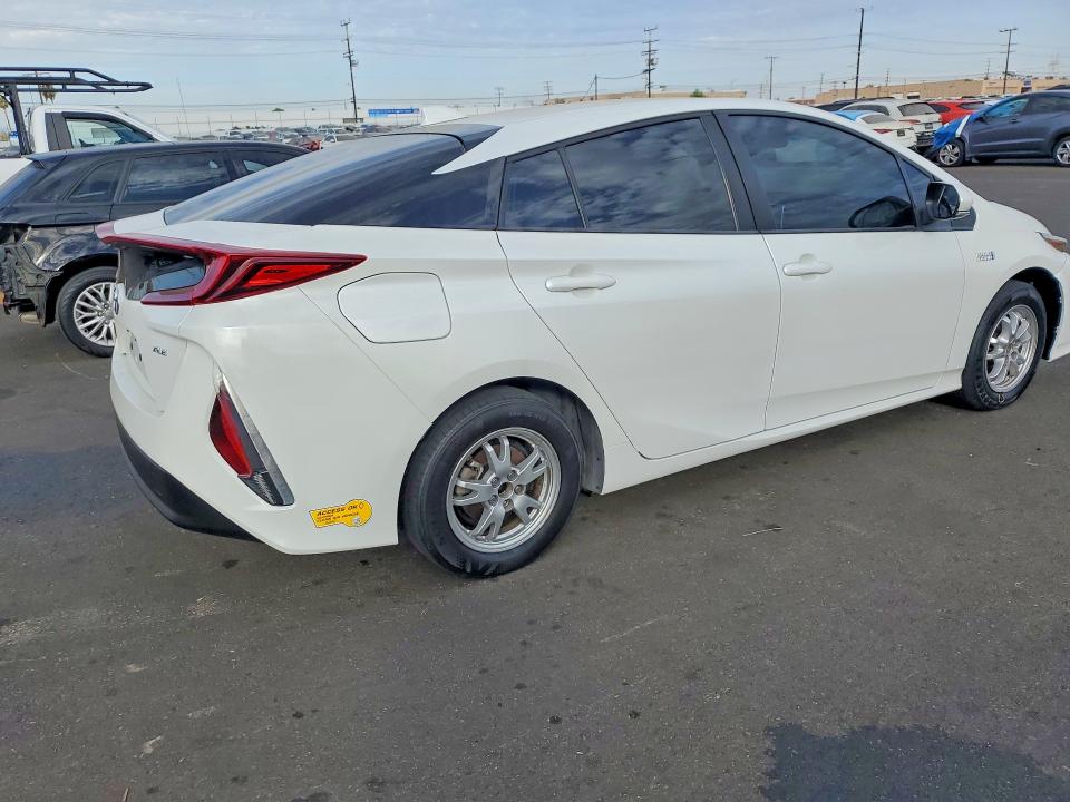Продаж на аукціоні авто 2022 Toyota Prius Prime, vin: JTDKAMFP6N3212148, номер лоту: 59743136