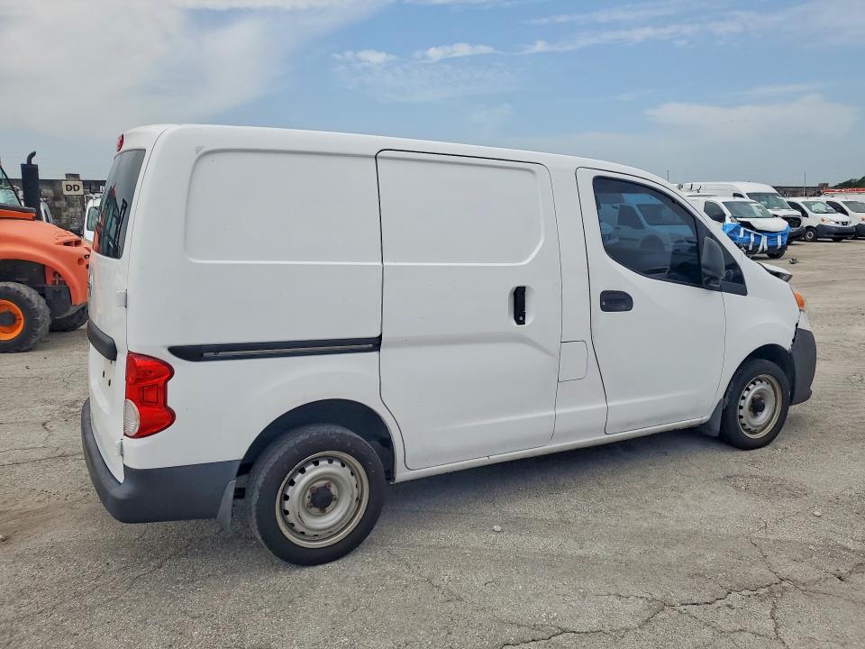 58302286 :رقم المزاد ، 3N6CM0KN9FK727968 vin ، 2015 Nissan Nv200 مزاد بيع