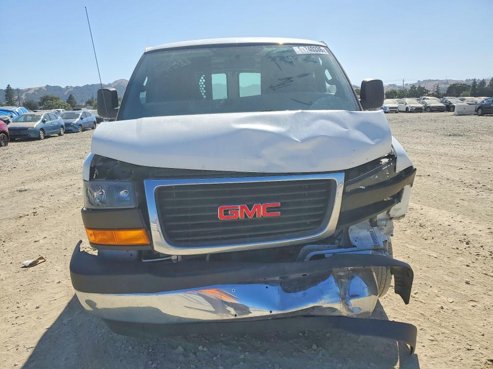 61740336 :رقم المزاد ، 1GTW7AFG5K1212695 vin ، 2019 Gmc Savana مزاد بيع