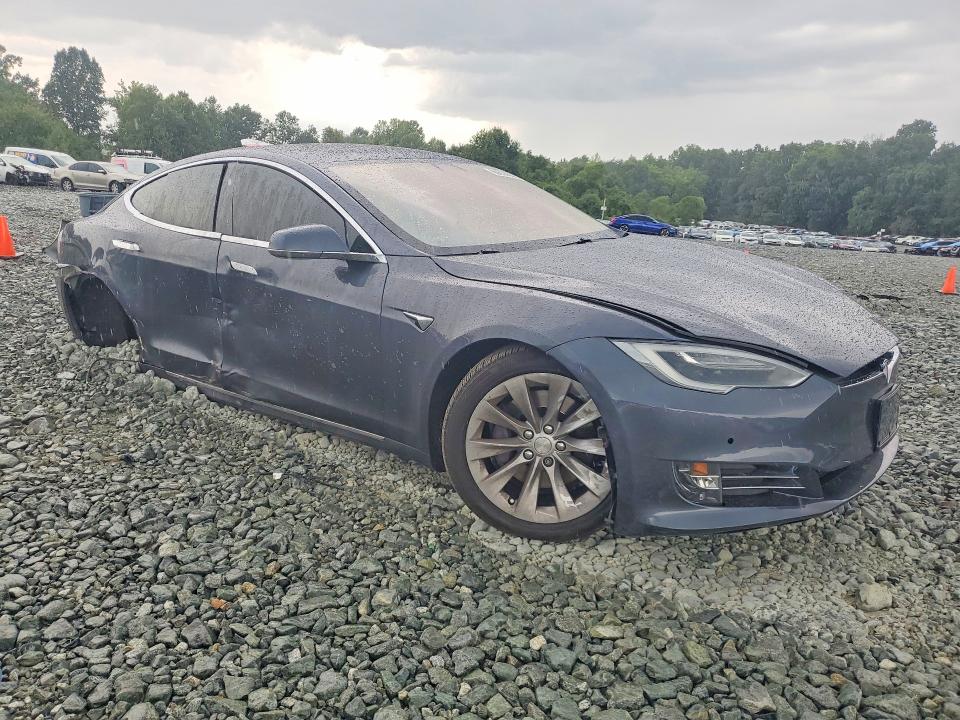 Aukcja sprzedaży 2018 Tesla Model S, vin: 5YJSA1E22JF283977, numer aukcji: 60814616
