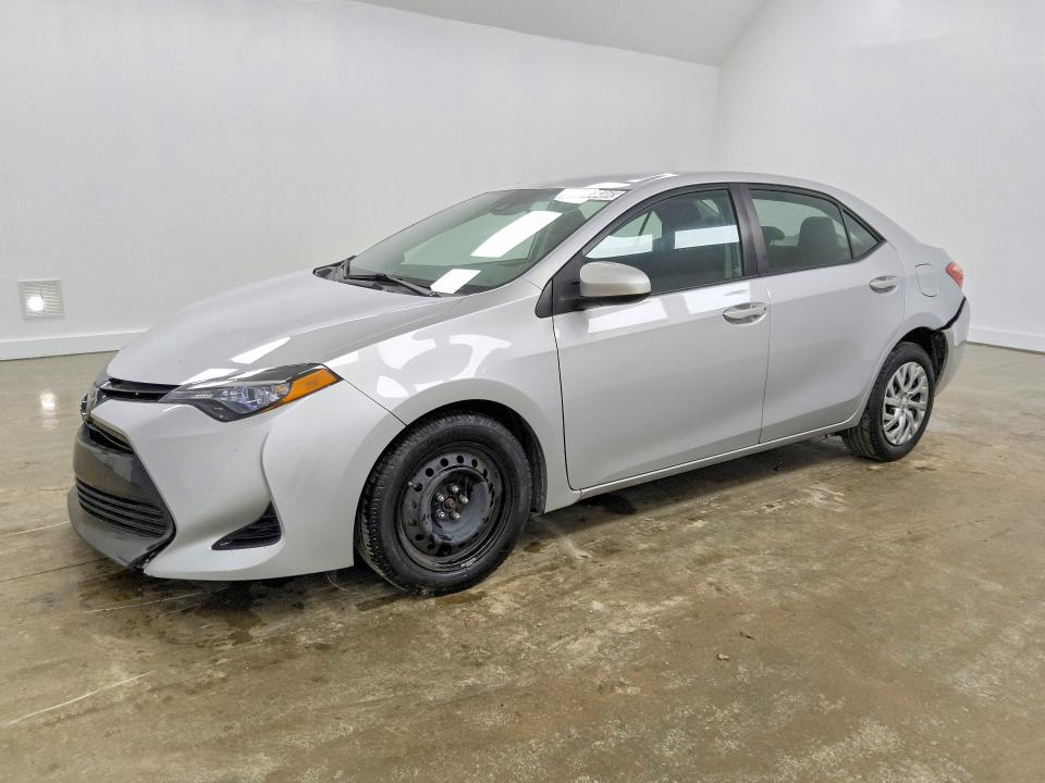 Продажа на аукционе авто 2017 Toyota Corolla, vin: 2T1BURHE0HC881575, номер лота: 62124836