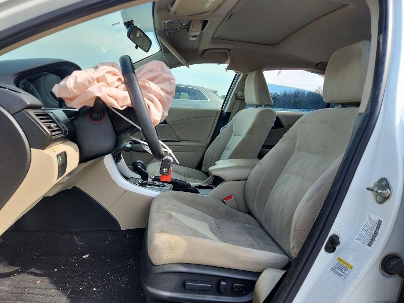 60394406 :رقم المزاد ، 1HGCR2F73FA096990 vin ، 2015 Honda Accord مزاد بيع