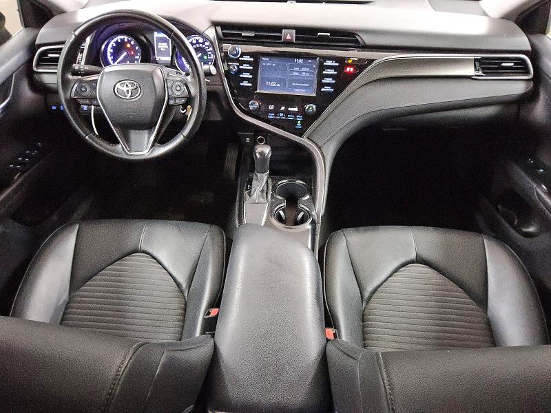 61781646 :رقم المزاد ، 4T1B11HK9KU286651 vin ، 2019 Toyota Camry مزاد بيع