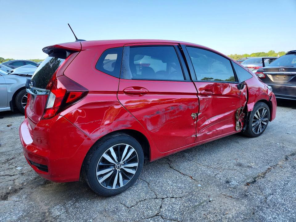 60003876 :رقم المزاد ، 3HGGK5H94JM700466 vin ، 2018 Honda Fit مزاد بيع