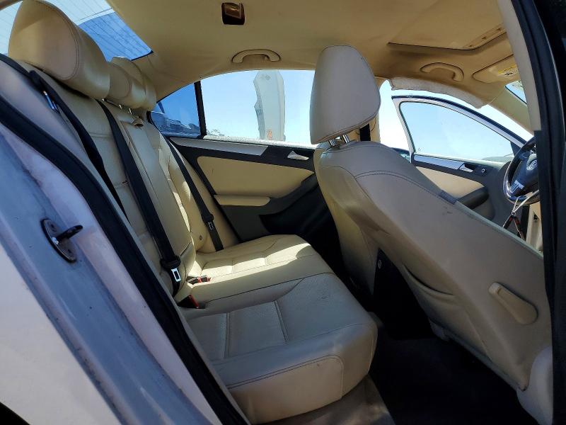 Продажа на аукционе авто 2013 Volkswagen Jetta, vin: 3VWDP7AJ5DM365772, номер лота: 61566396