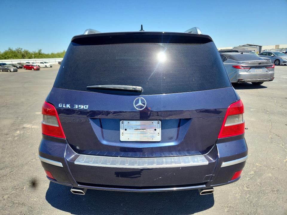 63252486 :رقم المزاد ، WDCGG5GB2BF558201 vin ، 2011 Mercedes-benz Glk مزاد بيع