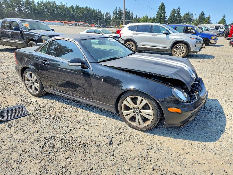 2001 Mercedes-benz Slk მანქანა იყიდება აუქციონზე, vin: WDBKK65F51F225742, აუქციონის ნომერი: 60988086