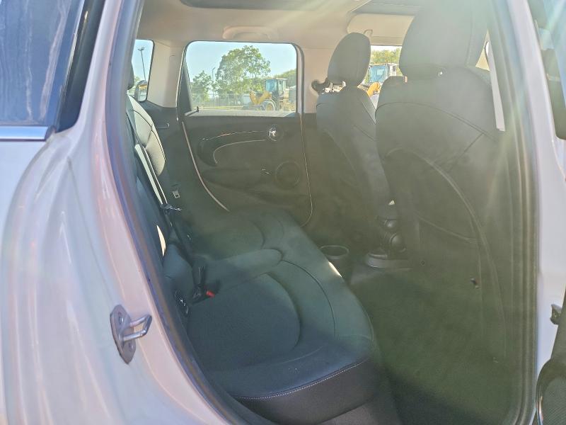 Продажа на аукционе авто 2024 Mini Cooper, vin: WMW53DK0XR2W03859, номер лота: 62326376