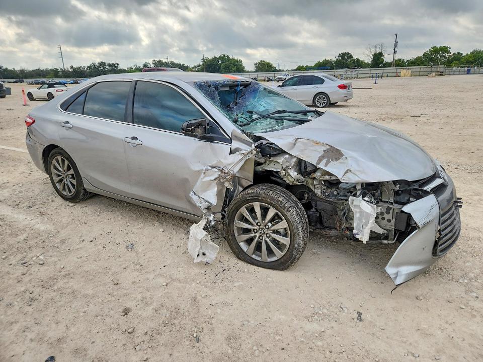Продаж на аукціоні авто 2017 Toyota Camry Hybrid, vin: 4T1BD1FKXHU209905, номер лоту: 62255496