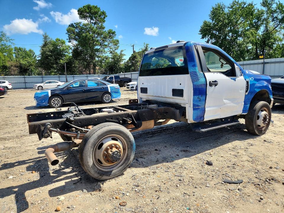 60249456 :رقم المزاد ، 1FDUF4HN8LED97516 vin ، 2020 Ford F450 مزاد بيع
