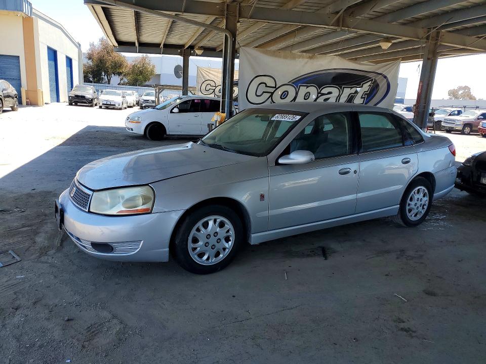 62889126 :رقم المزاد ، 1G8JU54F13Y556435 vin ، 2003 Saturn L200 مزاد بيع