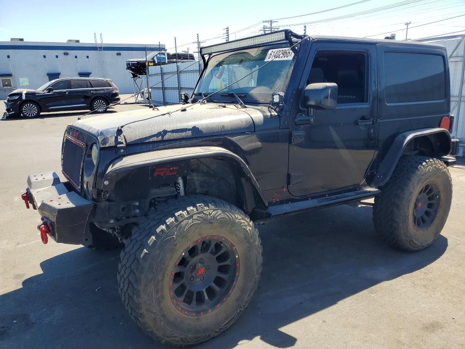 61402966 :رقم المزاد ، 1C4AJWBG3FL512695 vin ، 2015 Jeep Wrangler مزاد بيع