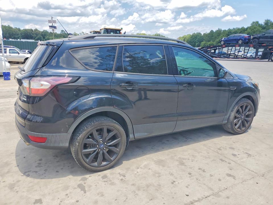 Продажа на аукционе авто 2018 Ford Escape, vin: 1FMCU0HD4JUC73179, номер лота: 60057726