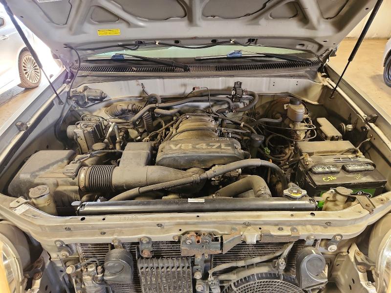 2002 Toyota Sequoia მანქანა იყიდება აუქციონზე, vin: 5TDBT48A82S116583, აუქციონის ნომერი: 61764566