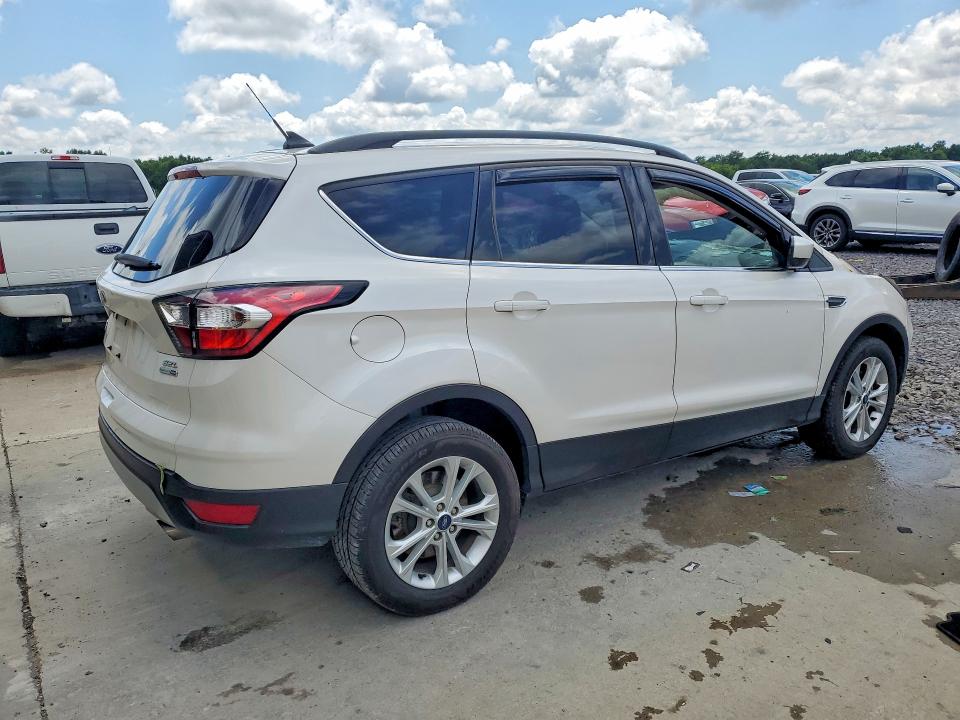 Продаж на аукціоні авто 2018 Ford Escape, vin: 1FMCU9HD9JUC86966, номер лоту: 60493536