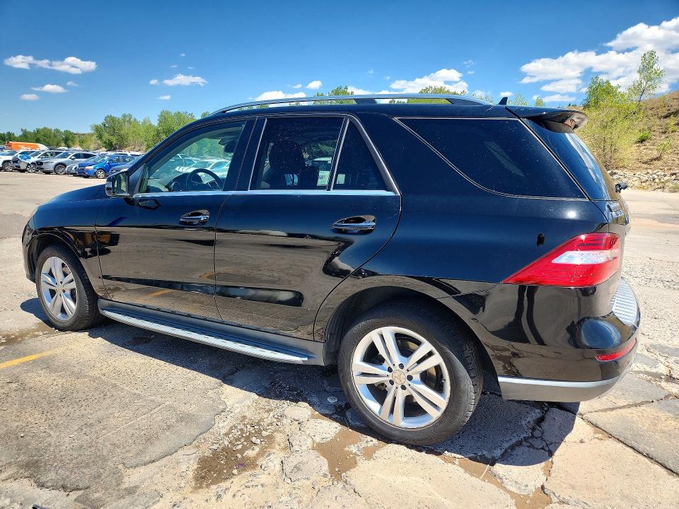 60635836 :رقم المزاد ، 4JGDA5HB7CA061454 vin ، 2012 Mercedes-benz Ml مزاد بيع
