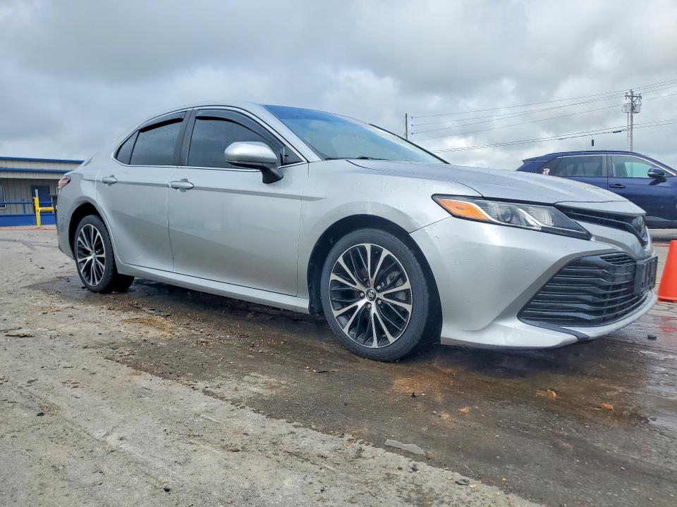 Aukcja sprzedaży 2018 Toyota Camry, vin: 4T1B11HK3JU022615, numer aukcji: 61614036