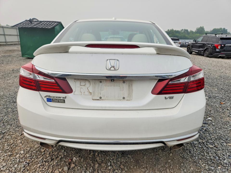 Продаж на аукціоні авто 2016 Honda Accord, vin: 1HGCR3F82GA005241, номер лоту: 61144986