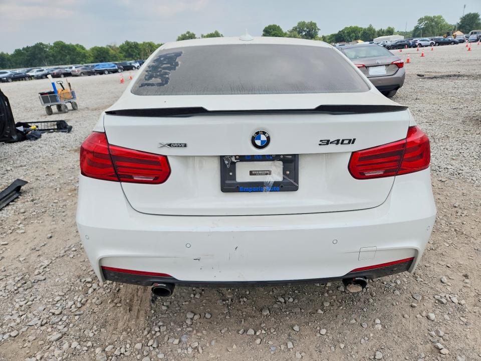 2018 Bmw 340 მანქანა იყიდება აუქციონზე, vin: WBA8B7C52JA585587, აუქციონის ნომერი: 60891946